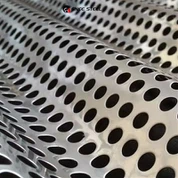 Perforált rozsdamentes acéllemez